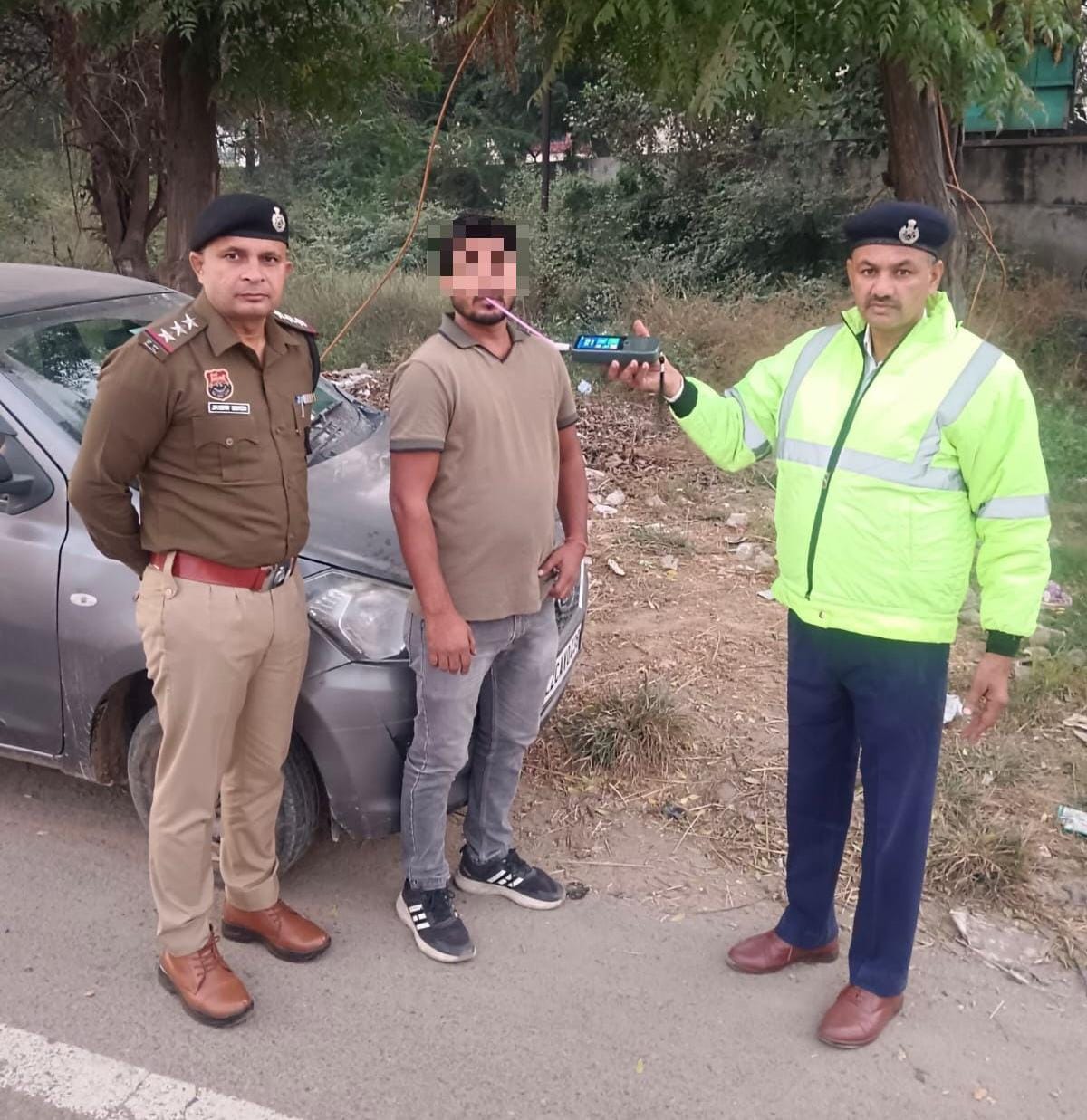 रोहतक पुलिस ने यातायात नियमों की अवहेलना करने वालो के खिलाफ चलाया विशेष अभियान