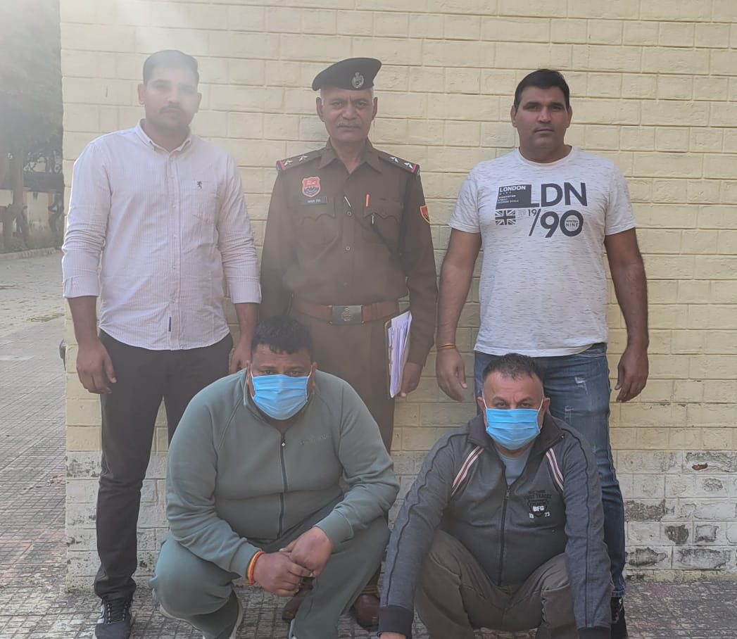 झज्जर पुलिस ने ऑपरेशन ट्रैकडाउन के तहत डकैती और अपहरण के मामले में दो आरोपियों को किया गिरफ्तार