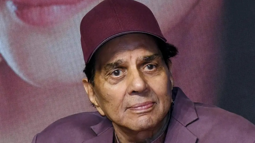 बॉलीवुड के दिग्गज एक्टर धर्मेंद्र का निधन