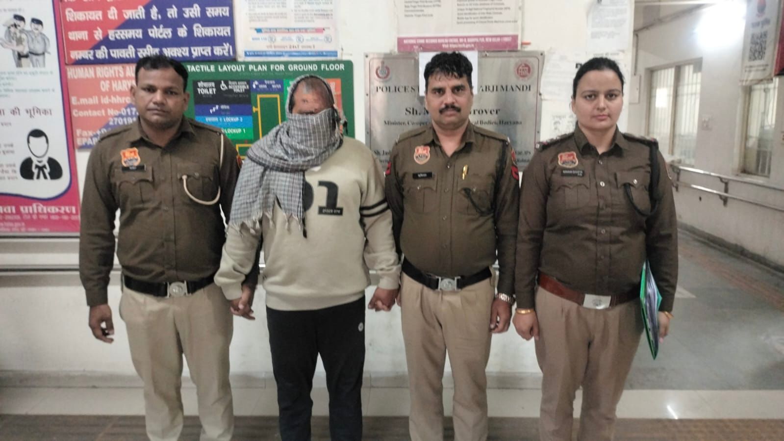 माता दरवाजा चौक पर स्थित दुकान पर हुई महिला की हत्या के मामले का आरोपी सगा भाई गिरफ्तार