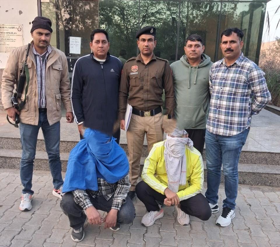 मोटरसाइकिल सवार दो युवक अवैध हथियार सहित गिरफ्तार