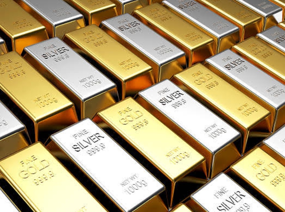 सोना ने दिया निवेशकों को झटका, बीते 24 घंटे में 85000 रुपये गिरा चांदी का भाव