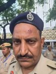 नई दिल्ली – जंतर-मंतर पर पथराव में दिल्ली पुलिस के एसीपी घायल