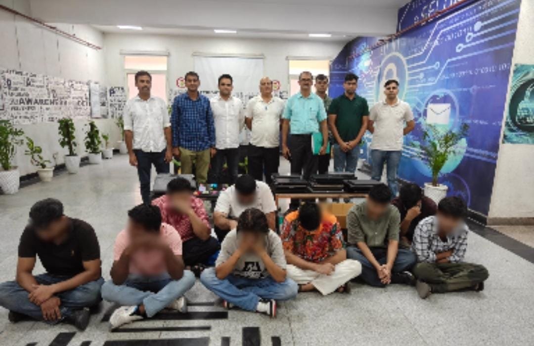 दिल्ली पुलिस की IFSO यूनिट की बड़ी कार्रवाई, 100 करोड़ की ठगी करने वाला इंटरनेशनल कॉल सेंटर का भंडाफोड़